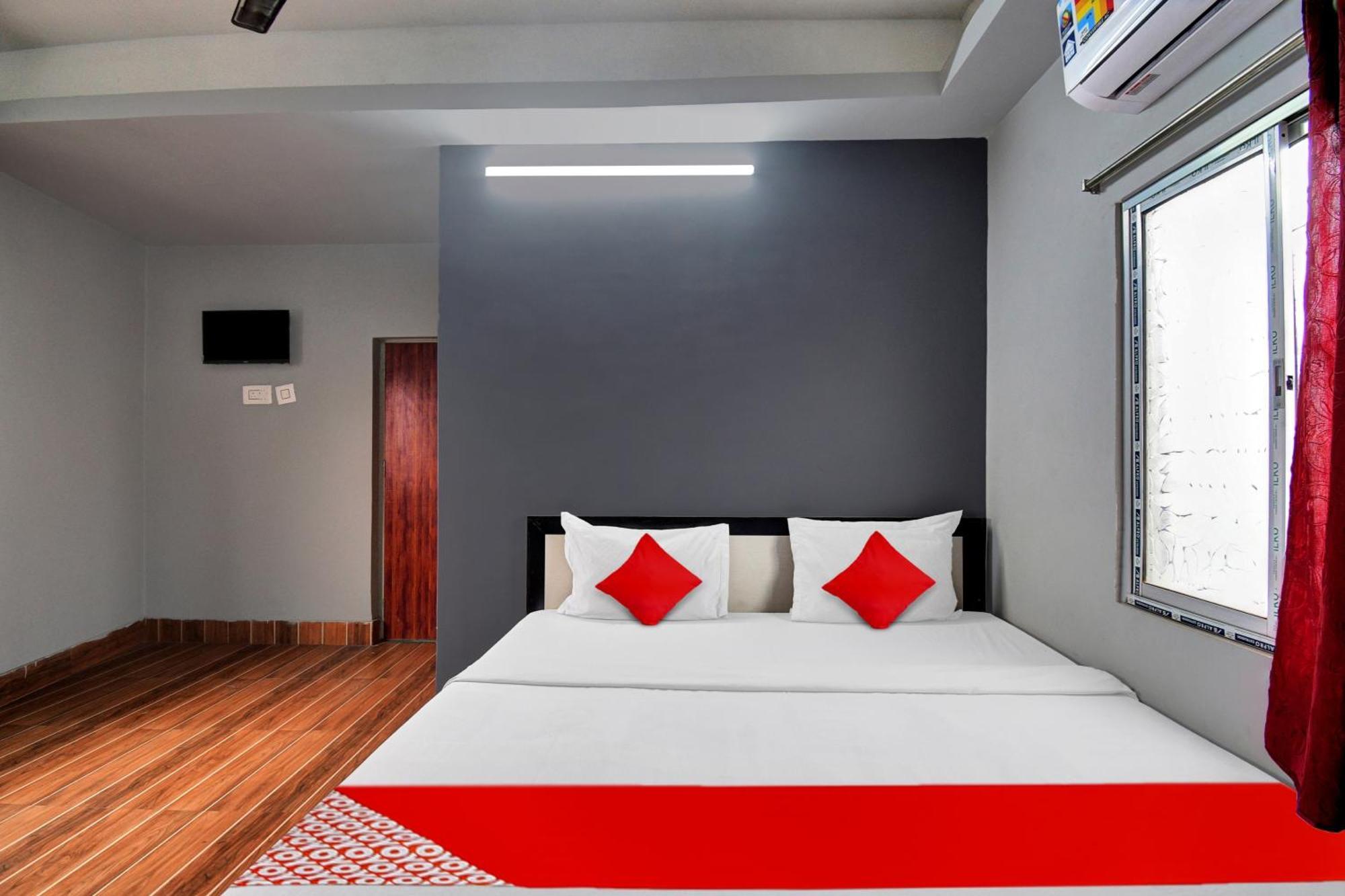 Hotel Super Hotel O Royal Empire Kolkata